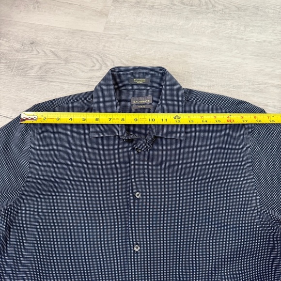 Calibrate Trim Fit Navy and White Checkered Men's Dress Shirt 16 - Picture 15 of 17